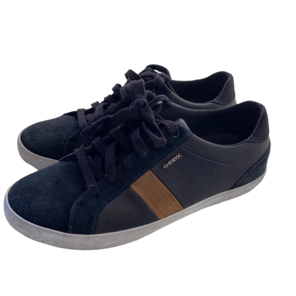 Geox Men’s Navy Suede Sneakers​​